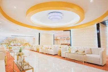 فندق السفينة الذهبية