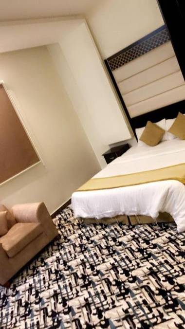 Diamond Angle By Khaymat Alyarmouk