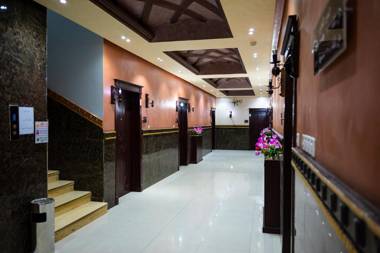 Ahlin Suites 1 By Khaymat Alyarmouk