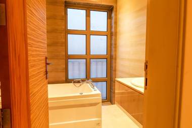 Moments Living Hotel