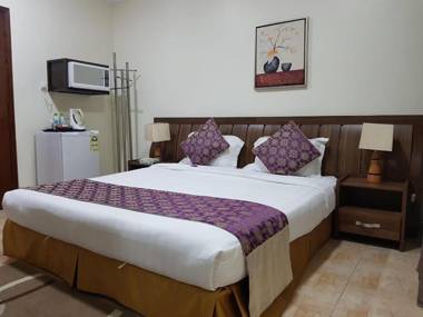 Enwan Suites Hotel