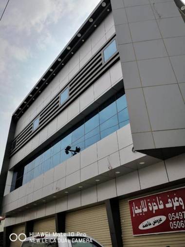 شقه فندقية العين الحارة