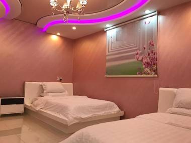 Deluxe Furnished Apartments