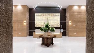 Seven Garden's Hotel