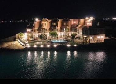 شاليهات انديوم الفيروز درة العروس للعائلات فقط Indium Al Fayroz Chalets Durrat AlArus for families only