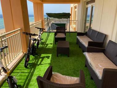 نفرتيتي عروس البحر بانوراما ابراج الشاطئ 3 غرف يتطلب عوائل فقط