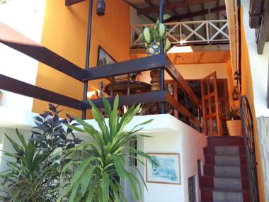 Chez Lorna 7 Nights Plus