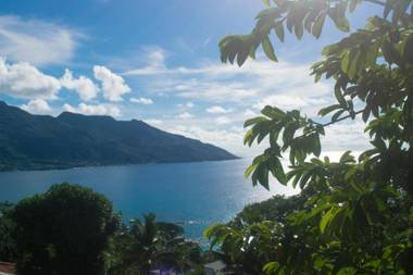 Sunset Bay Apartment