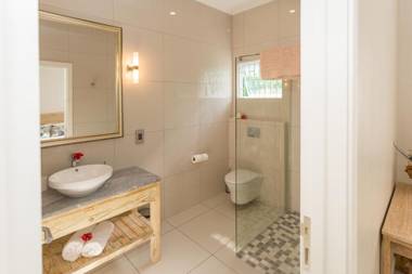 Beau Vallon Villa Chalets