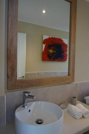 Maka Bay Self Catering