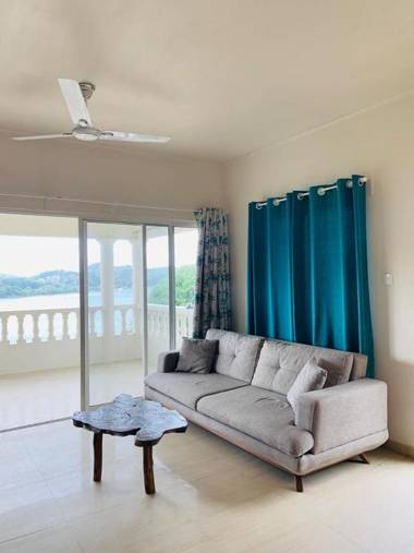 TOP VIEW RETREAT SELFCATERING