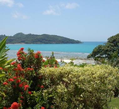 Sailfish Beach Villas