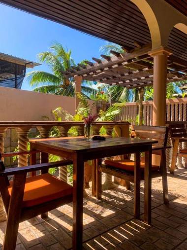 Effie Mountain View Gecko Villa