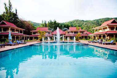 Oasis Hotel Restaurant & Spa