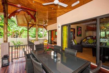 Casa De Leela Self Catering Guest House