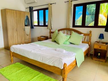 Hyde-Tide Apartments