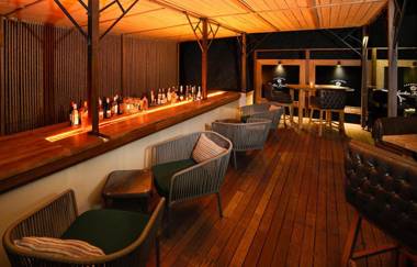 Avani Barbarons Seychelles Resort