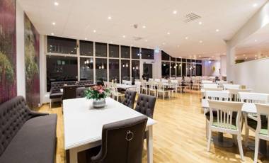 Sure Hotel Studio by Best Western Esplanade