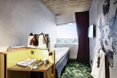 U&Me; BW Signature Collection