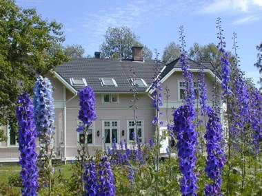 Rosa Huset Osebol