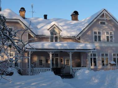 Rosa Huset Osebol