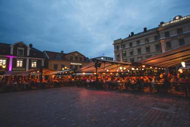 Sky Hotel Apartments City