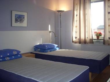 Vandrarhem Tre Knektar Köping