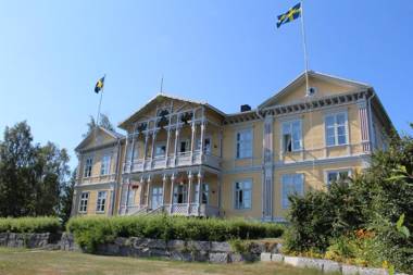 Filipsborg the Arctic Mansion