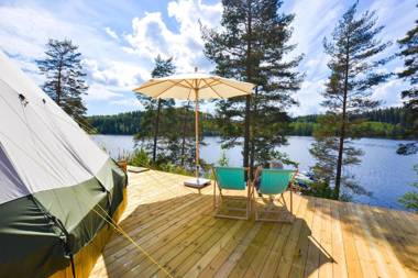 Årjäng Camping & Stugor Sommarvik
