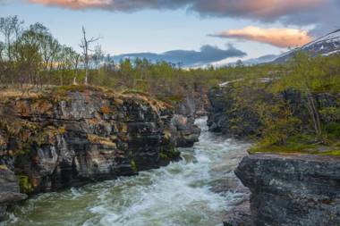 Abisko Guesthouse & Activities