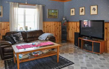 Stunning home in Nås with WiFi and 2 Bedrooms #095