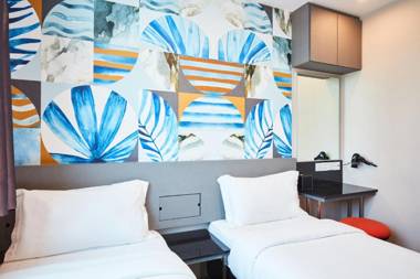 Ibis Budget Singapore Sapphire