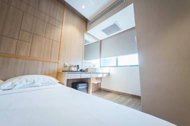 Hotel 81 Premier Star