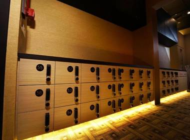 CUBE Boutique Capsule Hotel at Kampong Glam