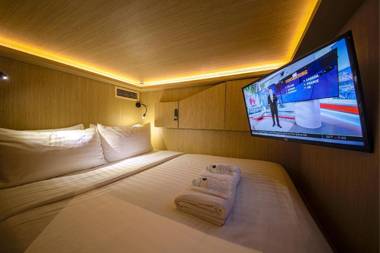 Cube Boutique Capsule Hotel @ Kampong Glam (SG Clean Certified)
