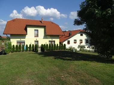 Guesthouse Mesec Zaplana