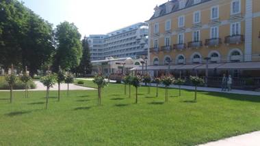 Apartma Oranžno Poletje Ljubljanski Dom 5