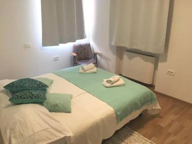 Green Oasis Family Apartments