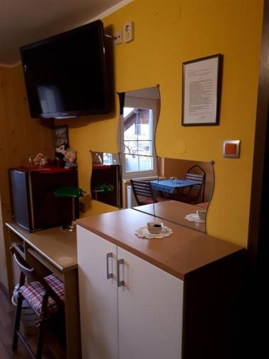 Sobe-Apartmaji-Terapije