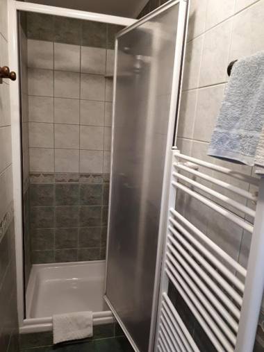 Sobe-Apartmaji-Terapije