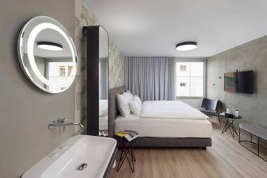 Central Hotel Superior