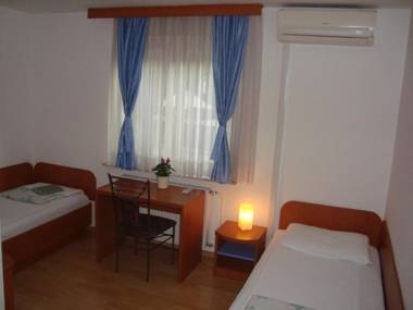 Guesthouse Koprivec