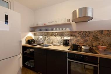 Charming Terrace Apartment