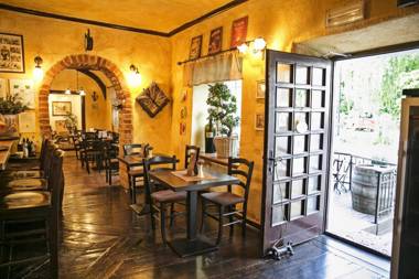 Apartments Hiša Pod Gradom