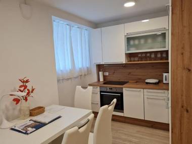 Studio Apartment Gea 2