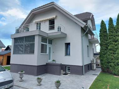 Vila Eva Lesce - Bled