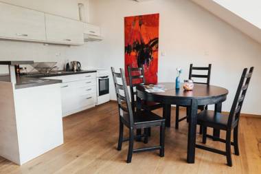 Layer's Art Residences