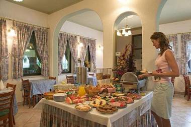 Hotel Tripič restaurant and pizzeria