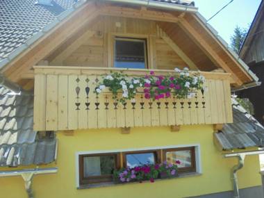 Farmhouse pri Miklavu