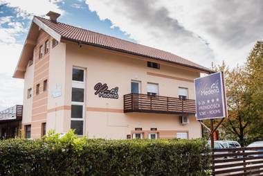 Rooms Vila Medena